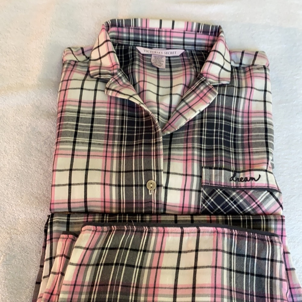Victoria‘s Secret  PJ set - Picture 9 of 10
